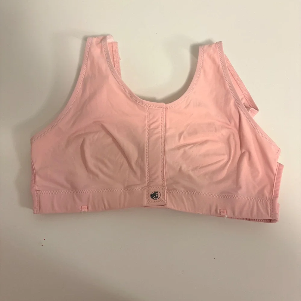 Masthead Elizabeth Pink Surgical Bra Size M Front Closure Adjustable Straps